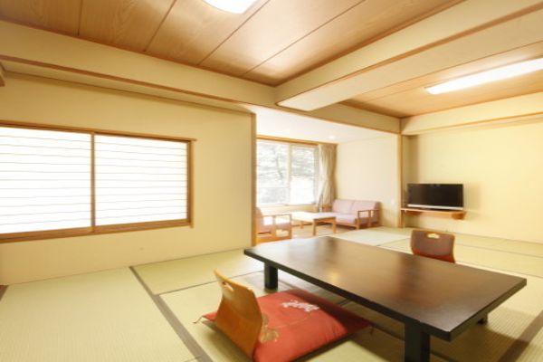 (RYOKAN) Shimobe Hotel (Minobu-cho)